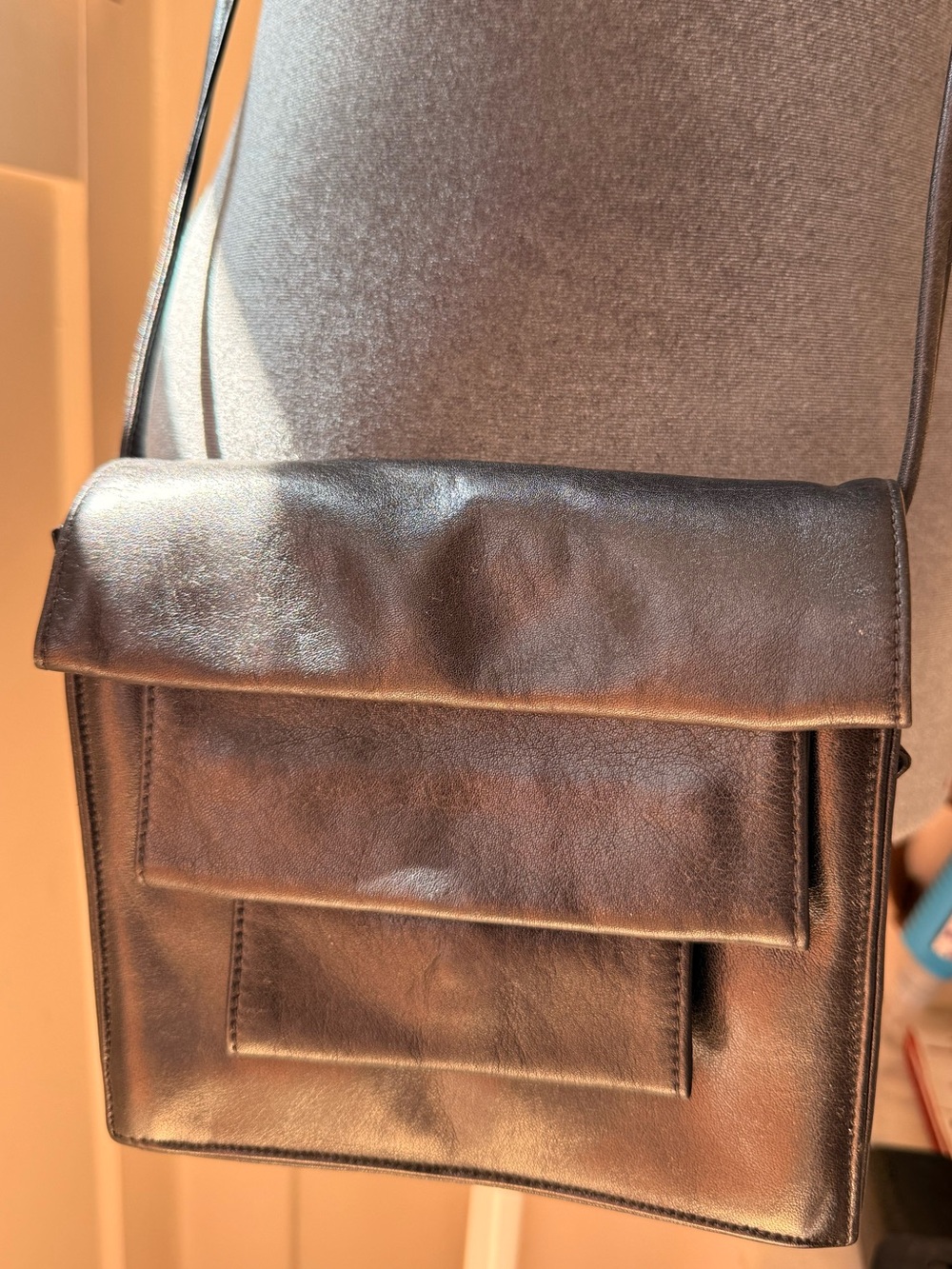 Susan Gail Black Leather Messenger Crossbody Bag